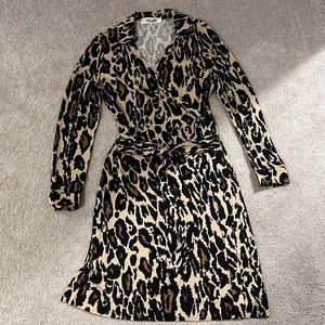 Diane Von Furstenberg Wrap Around Dress in a size 10!